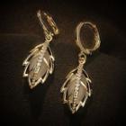 Leaf Drop Earring Gold - One Size