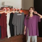 Round-neck Losses-fit Slit T-shirt