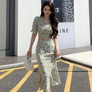 Set: Elbow-sleeve Floral Top + Ruffle Hem Midi Pencil Skirt