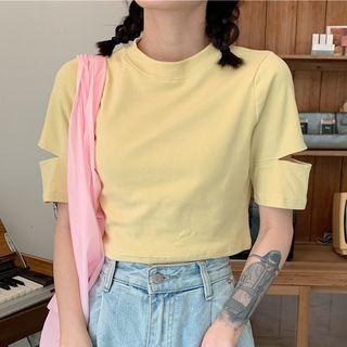 Cut-out Short-sleeve Cropped T-shirt