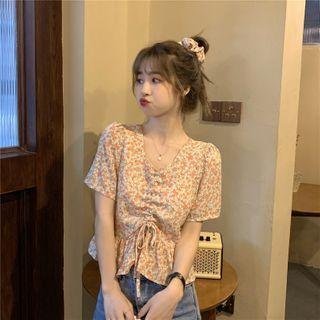 Short Sleeve V-neck Floral Print Cropped Top