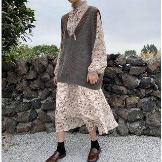 V-neck Knit Vest / Long-sleeve Floral Print Midi Chiffon Dress