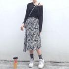 Leaf Print Midi Skirt / Plain Long Sleeve T-shirt