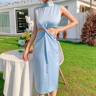 Sleeveless Mock-neck Cut-out Midi Sheath Dress