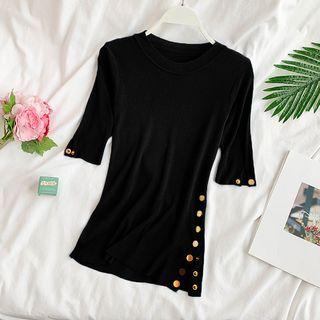 Elbow-sleeve Buttoned Knit Top
