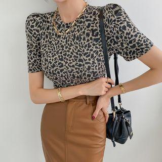 Puff-shoulder Leopard Top