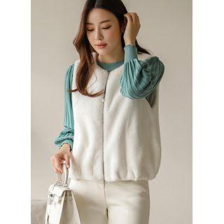 Faux-pearl Zip-up Faux-fur Vest