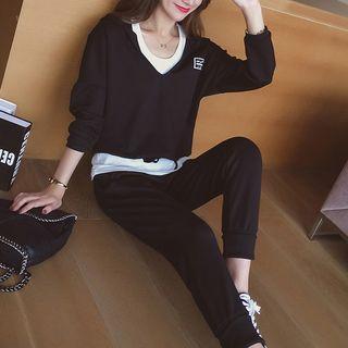Set: Long-sleeve V-neck Top + Tank Top + Slim-fit Pants