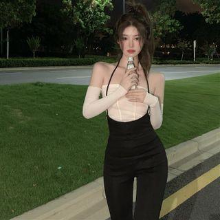 Off-shoulder T-shirt / Jumper Pants