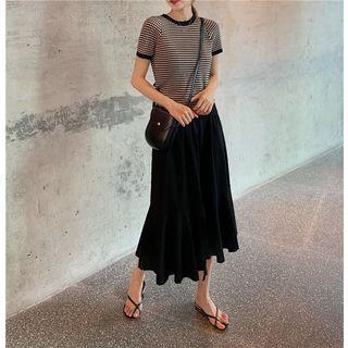 Plaid Short Sleeve Top / Midi Skirt