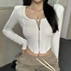 Hooded Zip-up Cropped Jacket / Distressed Wide-leg Pants