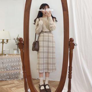 Plain Knit Top / Plaid Midi A-line Skirt