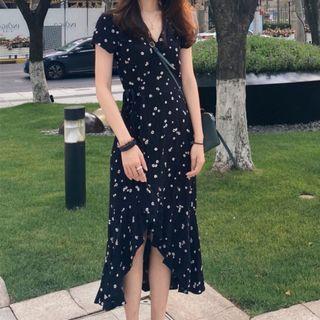 Short Sleeve V-neck Floral Print Slit Wrapped A-line Dress