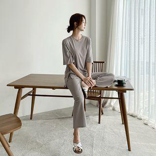 Set: Plain Elbow-sleeve T-shirt + Wide-leg Pants