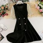 Pearl Button Knit Short-sleeve Dress Black - One Size