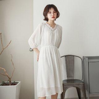 Lace Neck Midi Chiffon Dress