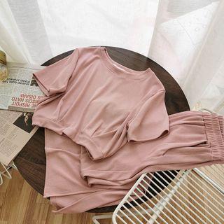 Set: Plain Short-sleeve T-shirt + Slit Wide-leg Pants