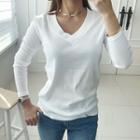 V-neck Slim-fit Cotton T-shirt
