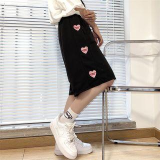 Elastic-waist Wide Leg Heart Pattern Embroidered Shorts
