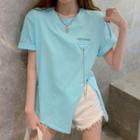 Short-sleeve Chained Slit-hem T-shirt