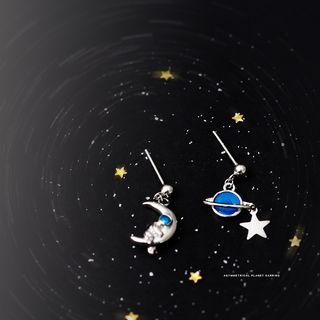 925 Sterling Silver Non-matching Astronaut Planet Dangle Earring Silver - One Size