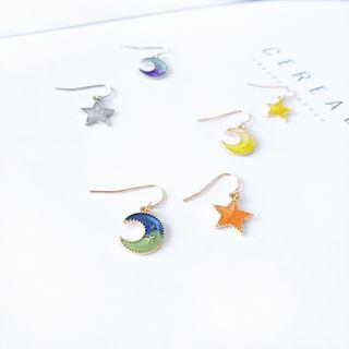 Non-matching Moon And Star Earring