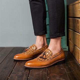 Cutout Stitched Tassel Loafers