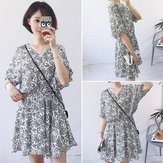 Printed V-neck A-line Chiffon Dress