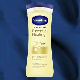 Vaseline - Intensive Care Essential Healing Lotion 10oz