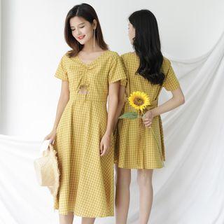 Short-sleeve Drawstring Plaid Midi Dress / Mini Dress