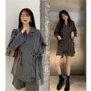Double Breasted Blazer / Shorts