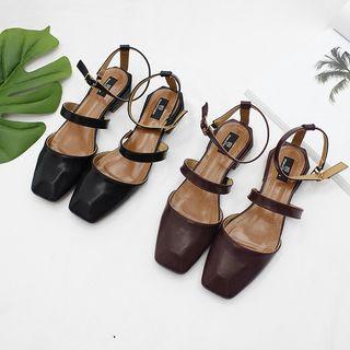 Square Toe Flat Sandals