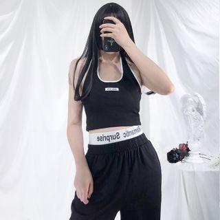 Applique Cropped Halter Top
