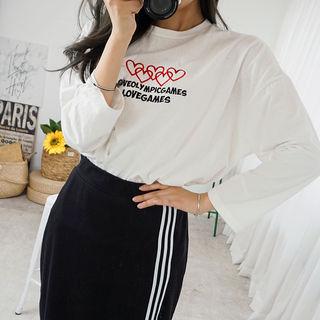 Heart Lettering Embroidered T-shirt