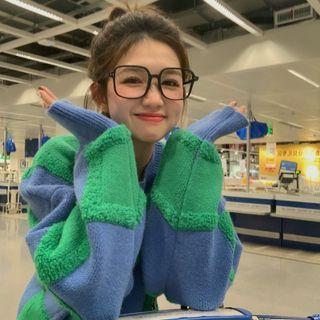 Two-tone Plaid Sweater Blue - One Size