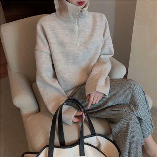 Half-zip Pullover / Ribbed Straight-cut Pants