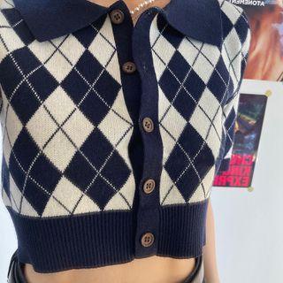 Short-sleeve Argyle Print Collared Cardigan