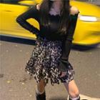 Off-shoulder T-shirt / Leopard Print A-line Skirt / Cherry Choker / Set
