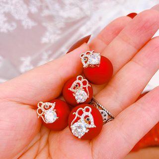 Rhinestone Mouse Through & Through Earring