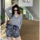 Long-sleeve Hooded T-shirt / Zebra Print Sweatshorts