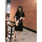Short-sleeve Contrast Trim A-line Knit Dress