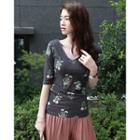 V-neck Elbow-sleeve Floral T-shirt