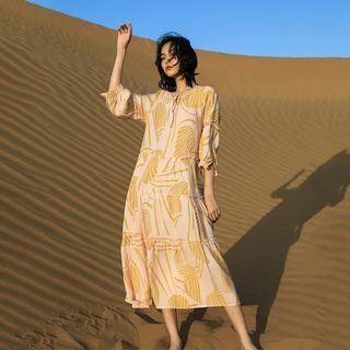 Leaf Print 3/4-sleeve Midi Shift Dress
