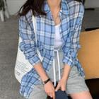 Dip-back Light Plaid Shirt