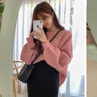 Lantern-sleeve Sweater / Knit Midi Pencil Skirt