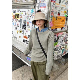 Lightweight Woolen Sweater