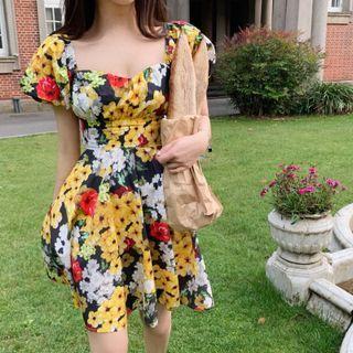 Square-neck Puff-sleeve Flower Print Dress