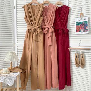 V-neck Sleeveless Jumpsuit With Sash In 5 Colors