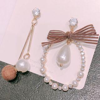 Bow Small Balls Non-matching Earring  - Coffee Small Ball
