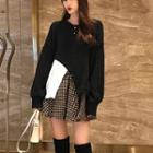 Mock Two-piece Sweatshirt / Pattern A-line Mini Skirt